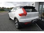 Volvo XC40 1.5 T4 Recharge R-Design Expression | Trekhaak | Intellisafe | Stoelverwarming | BLIS | Camera | Pilot assist | 18" Lichtmetalen velgen | Elektr. Achterklep |