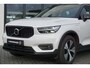 Volvo XC40 1.5 T4 Recharge R-Design Expression | Trekhaak | Intellisafe | Stoelverwarming | BLIS | Camera | Pilot assist | 18" Lichtmetalen velgen | Elektr. Achterklep |