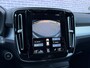 Volvo XC40 1.5 T4 Recharge R-Design Expression | Trekhaak | Intellisafe | Stoelverwarming | BLIS | Camera | Pilot assist | 18" Lichtmetalen velgen | Elektr. Achterklep |