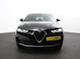 Alfa Romeo Tonale 1.3T PHEV Ti Automaat 280 PK Climate control Adaptieve cruise control Parkeersensoren achter Camera Sfeerverlichting Navigatie Apple Carplay/ Android Auto
