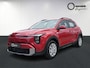 Kia Stonic 1.0 T-GDi MHEV DynamicLine | Stoel en stuurwielverwarming | Parkeersensoren voor- en achterzijde | Airco | Navigatiesysteem |