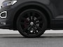 Volkswagen T-Roc 1.5 TSI Automaat R-Line | PANO | ADAPTIVE | STOELVERWARMING