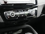 BMW X1 xDrive25e M Sport PHEV 221pk Dealer O.H. | Camera | Sportstoelen & Stuur Verwarmd | Sfeerverlichting | Cruise Control | Navigatie | DAB | 19"L.M | Plug In Hybrid |