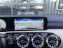 Mercedes-Benz CLA Shooting Brake 180 AUT. MULTI BEAM|SFEERVERLICHTING|DISTRONIC|CARPLAY|CAMERA|CREME LEDEREN BEKLEDING|ORIGINEEL NEDERLANDS