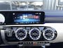 Mercedes-Benz CLA Shooting Brake 180 AUT. MULTI BEAM|SFEERVERLICHTING|DISTRONIC|CARPLAY|CAMERA|CREME LEDEREN BEKLEDING|ORIGINEEL NEDERLANDS