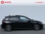 Volkswagen Golf 1.5 eTSI R-Line Panoramadak Achteruitrijcamera | Q LED | DAB Audio | Stoel/Stuurwielverwarming