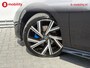 Volkswagen Golf 1.5 eTSI R-Line Panoramadak Achteruitrijcamera | Q LED | DAB Audio | Stoel/Stuurwielverwarming