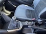 Mazda 2 1.5 Skyactiv-G Luxury | Navigatie | Climate Controle | Cruise Control | Radio-DAB | Lederen Bekleding | Stuurwiel en Stoel Verwarming | LM-velgen | Parkeersensoren | Trekhaak |