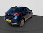 Mazda 2 1.5 Skyactiv-G Luxury | Navigatie | Climate Controle | Cruise Control | Radio-DAB | Lederen Bekleding | Stuurwiel en Stoel Verwarming | LM-velgen | Parkeersensoren | Trekhaak |