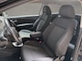 Volkswagen Polo 1.2 TSI Sportline (CLIMATE, STOELVERWARMING, LM VELGEN, PARKEERSENSOREN, SPORTSTOELEN, CRUISE, ELEK RAMEN, NIEUWE APK, NIEUWSTAAT)