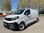 Opel Vivaro-e Electric L2 75 kWh 136pk | KOELAUTO | NAVI | Multimedia | Draadloze Apple Carplay en Android Auto | Achteruitrijcamera | Parkeersensoren achter | Mistlampen | Elektrisch inklapbare spiegels | Licht- en regensensor | 4 maanden levertijd | Andere samenstelling van opties of lengte ook mogelijk | Vraag naar de mogelijkheden | van €63.790 voor €53.995 ex. BTW rijklaar