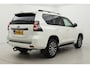 Toyota Land Cruiser 2.8 D-4D Executive | Black Pack | Trekhaak | Panoramadak | Standkachel | Luchtvering | Navigatie | 19 inch | 360 camera | Leder | Stoelverwarming/-ventilatie | JBL