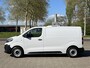 Opel Vivaro-e Electric L2 75 kWh 136pk | KOELWAGEN OMBOUW | NAVI | Multimedia | Draadloze Apple Carplay en Android Auto | Achteruitrijcamera | Parkeersensoren achter | Mistlampen | Elektrisch inklapbare spiegels | Licht- en regensensor | 4 maanden levertijd | Andere samenstelling van opties of lengte ook mogelijk | Vraag naar de mogelijkheden | van €63.790 voor €53.995 ex. BTW rijklaar