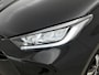 Toyota Yaris 1.5 Hybrid Dynamic Automaat | Parkeersensoren | Dodehoekdetectie | Stoel-/Stuurverwarming | Draadloze Telefoonlader |