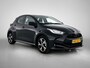 Toyota Yaris 1.5 Hybrid Dynamic Automaat | Parkeersensoren | Dodehoekdetectie | Stoel-/Stuurverwarming | Draadloze Telefoonlader |