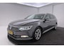 Volkswagen Passat Variant 1.4 TSI ACT Connected Series Plus | Uitklap Trekhaak | Camera | Navigatie | LED | Sportstoelen |
