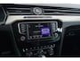 Volkswagen Passat Variant 1.4 TSI ACT Connected Series Plus | Uitklap Trekhaak | Camera | Navigatie | LED | Sportstoelen |