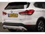 BMW X1 sDrive20i VDL Nedcar Edition | AUDIO MEDIA / PARKING PACK | HEAD UP | VERWARMDE SPORTSTOELEN  | DAB | APPLE | DRAADLOZE LADER | CAMERA