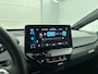 Volkswagen ID.3 First Plus 58 kWh | Navigatie | Apple Carplay/Android Auto | Camera | Parkeersensoren | Adaptive Cruise Control | Full LED Matrix | Stoel- en stuurverwarming | Lichtmetalen velgen | Climate Control