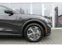 Ford Mustang Mach-E Extended Premium RWD 98 kWh TREKHAAK AFNEEMBAAR (1.000KG), PANO, 360° CAMERA, MEMORY, WINTER PACK, ADAPT. CRUISE, CLIMA, NAVI, PDC V&A, APPLE CARPLAY/ANDROID AUTO, BLIS, KEYLESS, B&O, ELEKT. ACHTERKLEP, ELEKT. PASSAGIERSSTOEL, 38.851KM