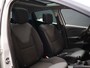 Renault Clio 0.9 TCe Dynamique Sport (SCHUIFDAK,NAVI,PDC,BLACK/WHITE EDITION,CRUISE,GETINT,LED,SPORTSTOELEN,LM VELGEN,NETTE STAAT)