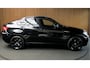 BMW X6 4.4i M HUD Softclose Schuifdak Dab Camera Memoryseats Entertainmentsystem achter Climate voor & achter Elektr. verstelbare stuurwiel Lederen dashboard Navi 22'' LM velgen