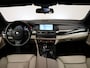 BMW 5-Serie Touring 530i Upgrade Edition Sport (PANORAMADAK,NAVI,CAMERA,PDC,ELEKTRISCHE STOELEN,GETINT,LEDER,LM VELGEN)