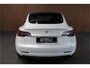 Tesla Model 3 RWD ACC Autopilot Stuurverwarm. PDC Leer Navi Panoramadak 360° Elektr. achterklep Stoelverwarming voor & achter Climate voor & achter LM velgen