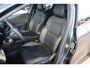 Renault Clio 1.0 TCe Initiale Paris 101PK Groot Navigatie Achteruitrijcamera Lederen Bekleding 17 inch LMV