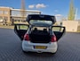 Suzuki Swift 1.3 Base NAVI PARELMOER 5 DEUR BOEKJES