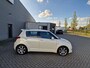 Suzuki Swift 1.3 Base NAVI PARELMOER 5 DEUR BOEKJES