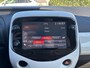 Toyota Aygo 1.0 VVT-i x-pose | Automaat | Camera achter | Climate control | Schuif/open dak | Carplay |