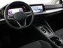 Volkswagen Golf 1.0 eTSI 110pk DSG Life · Camera · Dodehoeksensor · Adaptive Cruise Control · Apple/Android Car Play · Sfeerverlichting · Navigatie · Elek. Inklapbare Spiegels ·