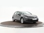 Volkswagen Golf 1.0 eTSI 110pk DSG Life · Camera · Dodehoeksensor · Adaptive Cruise Control · Apple/Android Car Play · Sfeerverlichting · Navigatie · Elek. Inklapbare Spiegels ·