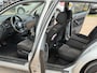 Volkswagen Golf 1.6-16V Highline/ RIJDT PERFECT