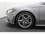 Mercedes-Benz A-klasse 160 Business Solution AMG Camera, Apple Carplay, LED, Stoelverwarming, PDC, 18"