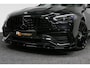 Mercedes-Benz C-klasse 300 e AMG Line / C63s Look Diffuser / Panamericana Grille / Maxton Design Bodykit V.2 / Panoramadak / Elektr. verstelbare voorstoelen + memory / Stoelkoeling & -verwarming / Digital Light / Ambienteverlichting Plus / HUD / Rondomzichtcamera / 20'' LMV / Stuurwiel verwarming / Achteruitrijcamera / Lederen bekleding
