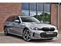 BMW 3-Serie Touring 330e xDrive M-Sport Pano 19inch El-zetels HUD 360-cam LCI-2