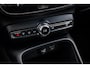 Volvo XC40 1.5 T4 Recharge R-Design Expression | Plug-in Hybrid (PHEV) | Achteruitrijcamera | Parkeersensoren | Stoelverwarming | Cruise Control Adaptief | BLIS | Navigatie | Apple Carplay | Android Auto