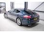 Porsche Panamera 3.0 S Hybrid | Yachting Blue | Executive Rear Seat | youngtimer | winter + zomerset | uniek | Blauw interieur |