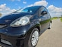 Toyota Aygo 1.0-12V + I Airco I Nwe APK I Elektische Ramen