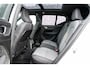 Volvo XC40 1.5 T4 Recharge Inscription Expression | Plug-in Hybrid (PHEV) | 360 Graden Camera | Panoramadak | Harman Kardon Audio | Trekhaak | Stoelverwarming | LED Koplampen Adaptief | Navigatie | Apple Carplay | Android Auto