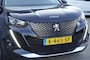 Peugeot 2008 1.2 PureTech Allure Pack Automaat  / 1e eig. / Camera / Stoelverwarming / Adaptive cruise