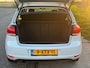 Volkswagen Golf 1.2 TSI Highline BlueMotion 5-Drs ECC Audio-CD/MP3 LMV 16"Electric pakket Cruise Sportstoelen Dealeronderh. Nw Apk