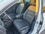 Volkswagen Golf 1.2 TSI Highline BlueMotion 5-Drs ECC Audio-CD/MP3 LMV 16"Electric pakket Cruise Sportstoelen Dealeronderh. Nw Apk