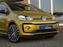Volkswagen Up! 1.0TSi 90pk BMT up! Club | Black Style | 17" Lichtmetaal | Telefoonintegratie | Climate Control | Stoelverwarming | Donker glas