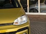 Volkswagen Up! 1.0TSi 90pk BMT up! Club | Black Style | 17" Lichtmetaal | Telefoonintegratie | Climate Control | Stoelverwarming | Donker glas