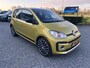 Volkswagen Up! 1.0TSi 90pk BMT up! Club | Black Style | 17" Lichtmetaal | Telefoonintegratie | Climate Control | Stoelverwarming | Donker glas