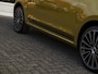 Volkswagen Up! 1.0TSi 90pk BMT up! Club | Black Style | 17" Lichtmetaal | Telefoonintegratie | Climate Control | Stoelverwarming | Donker glas