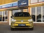Volkswagen Up! 1.0TSi 90pk BMT up! Club | Black Style | 17" Lichtmetaal | Telefoonintegratie | Climate Control | Stoelverwarming | Donker glas